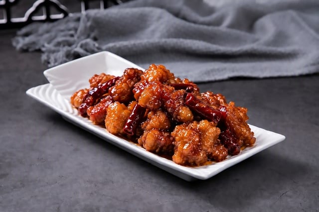 General Tso's Chicken 左中棠雞.