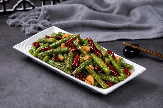 Dry-Fried String Beans 干煸四季豆.