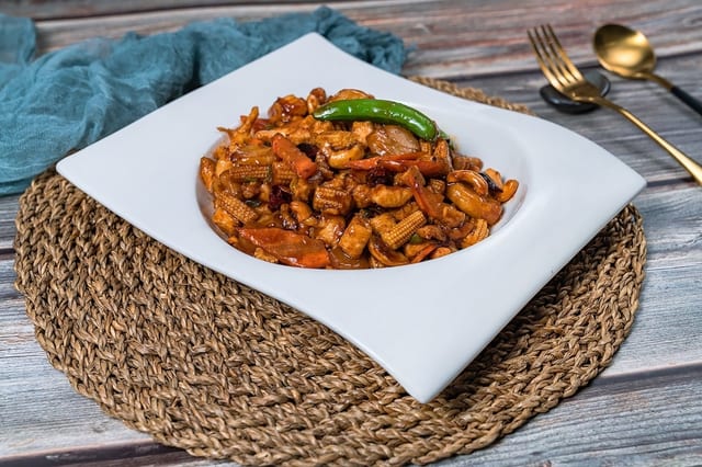 (L) Cashew Chicken 腰果鸡丁.