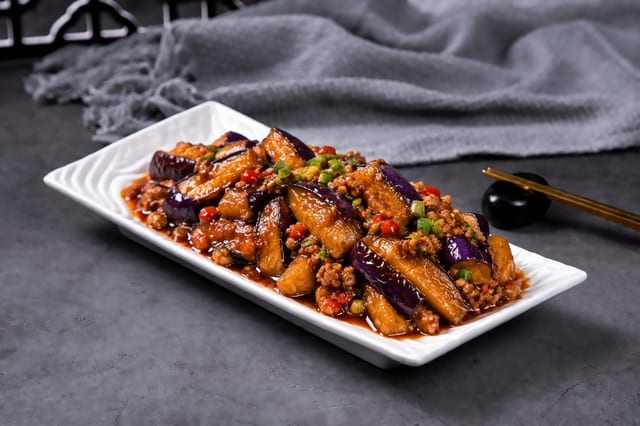 Eggplant in Garlic Sauce 鱼香茄子.