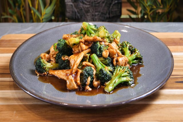 Chicken Broccoli 芥兰鸡.