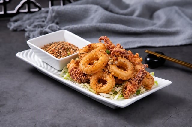 Crispy Fried Calamari 酥脆鱿鱼.